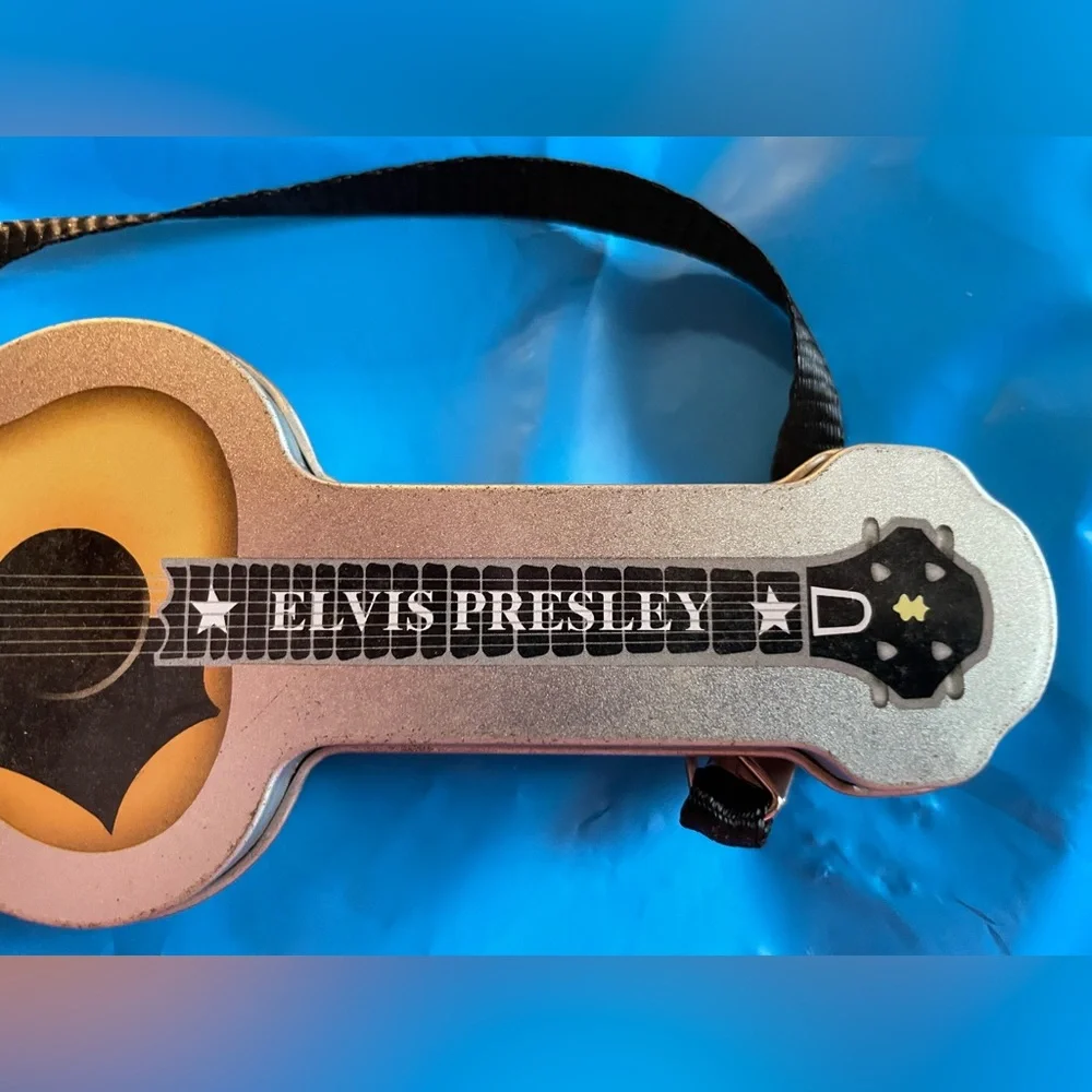 🎸🎶 Elvis Presley Guitar Shaped Tin Pencil Case 🎶🎸
